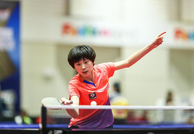 一个人的荣 一个人的荣