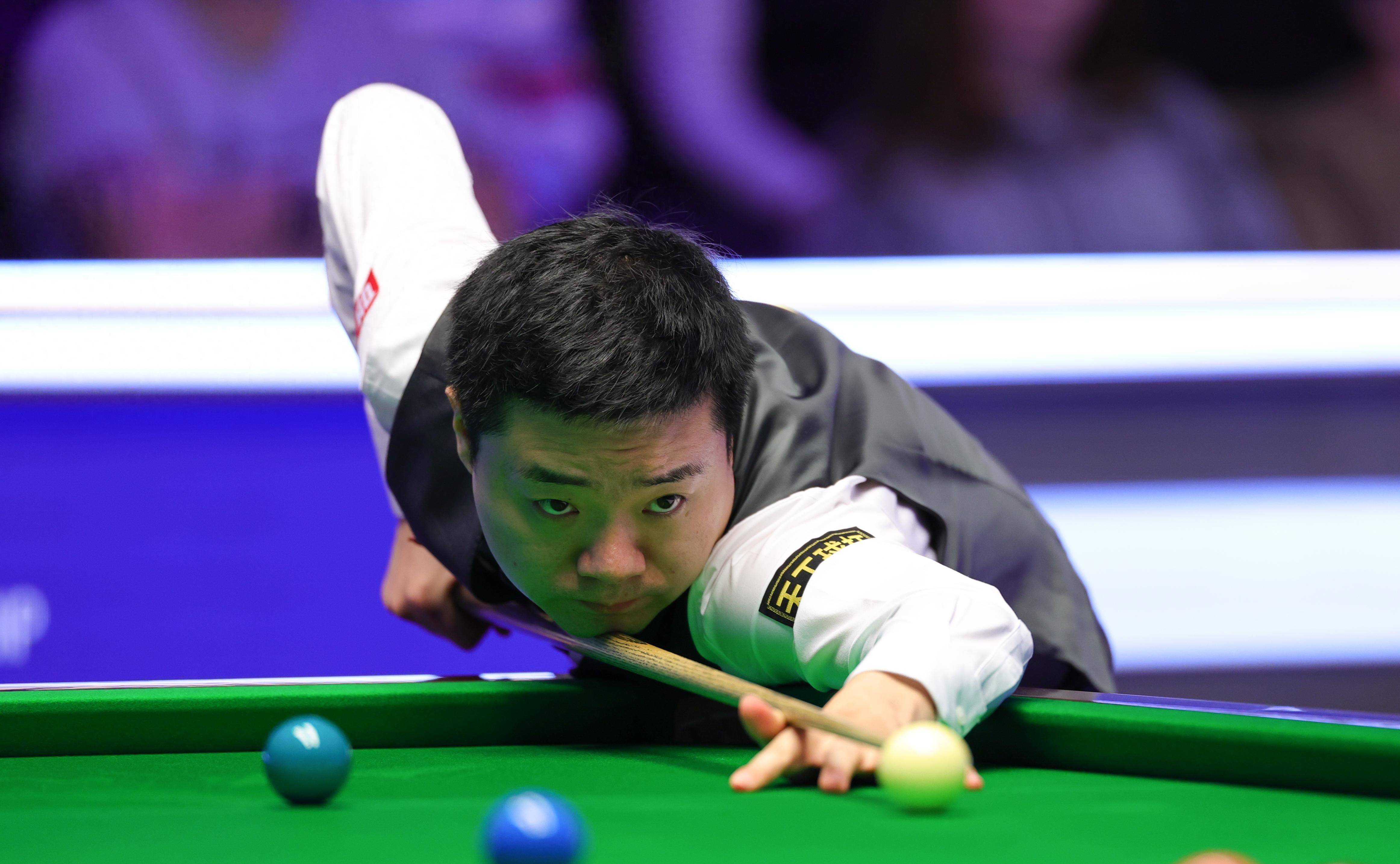 转会市场中 转会市场中